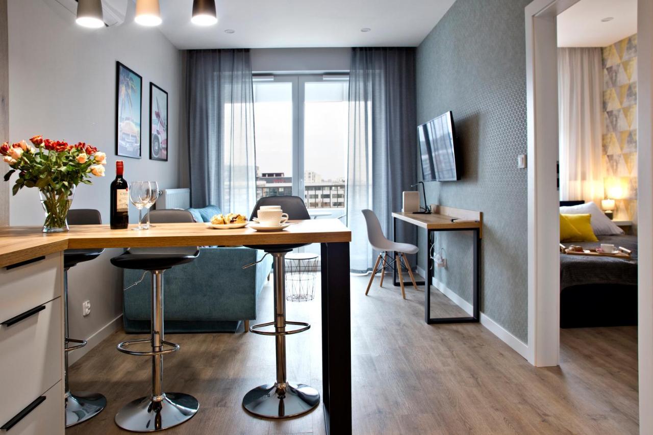 P&O Corporate Serviced Apartments Cybernetyki Warsaw Exterior photo